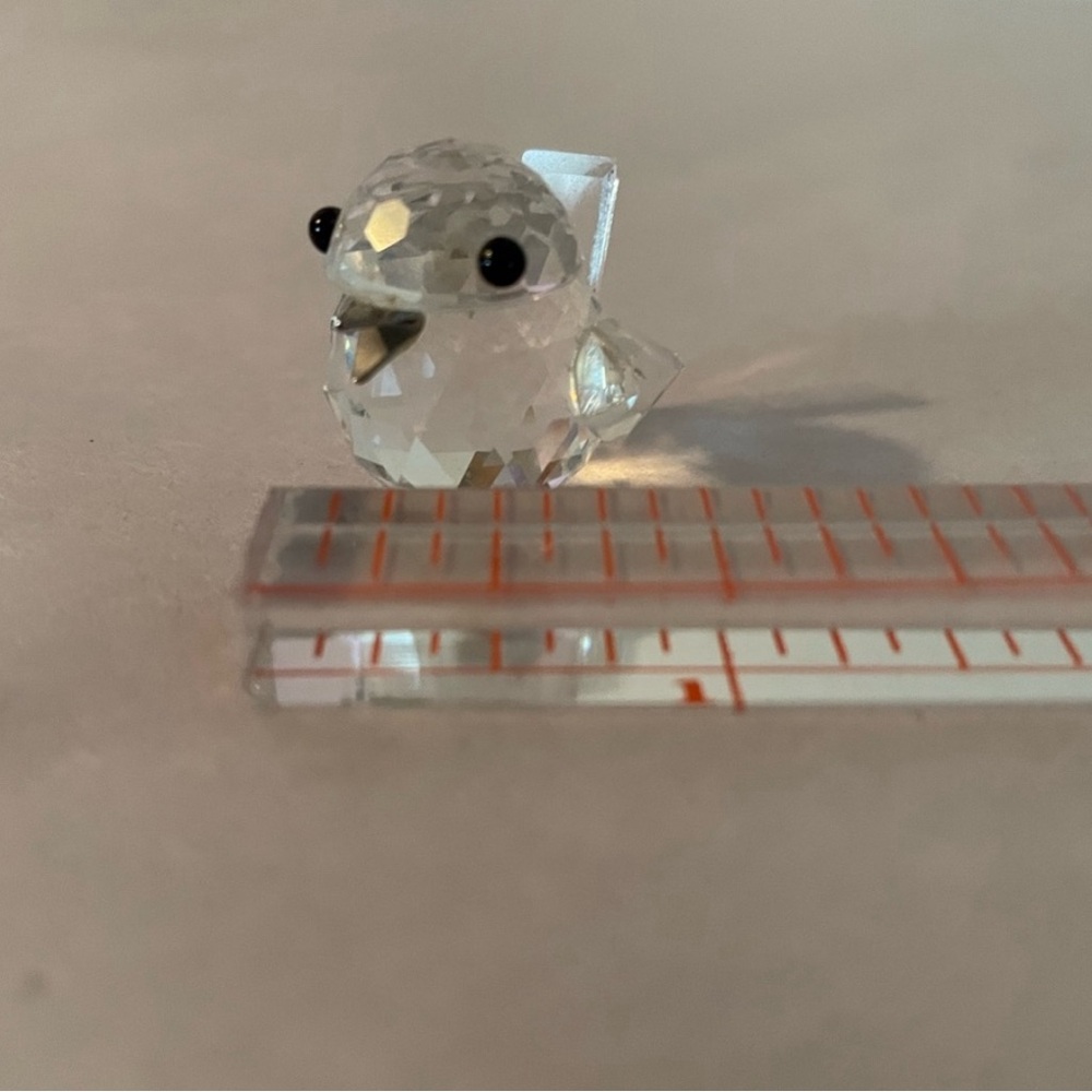 Swarovski Crystal Sparrow Figurine. Discontinued